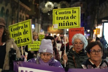 Un momento de las concentraciones en Castilla y León contra la violencia de género.