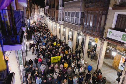 Un momento de las concentraciones en Castilla y León contra la violencia de género.