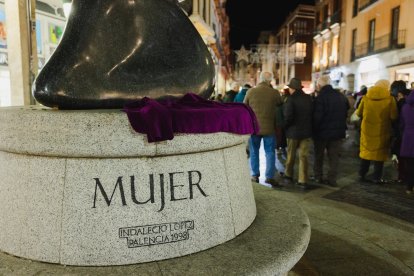 Un momento de las concentraciones en Castilla y León contra la violencia de género.