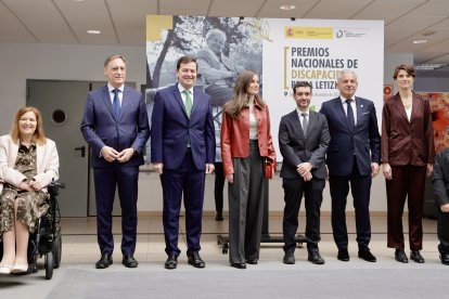 La reina Letizia acude a la reunión del Consejo Del Real Patronato sobre Discapacidad en la celebración del Día Internacional de la Discapacidad.