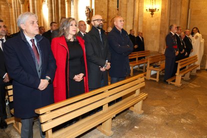 La Real Cofradía del Pendón de San Isidoro conmemora el 962 aniversario de las Reliquias del Santo desde Santiponce-Itálica (Sevilla) a León