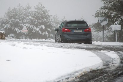 La nieve regresa a las zonas montañosas del sur de Salamanca.