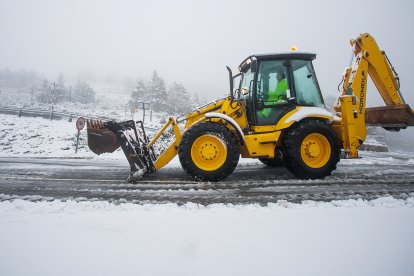 La nieve regresa a las zonas montañosas del sur de Salamanca.