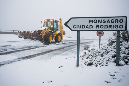 La nieve regresa a las zonas montañosas del sur de Salamanca.