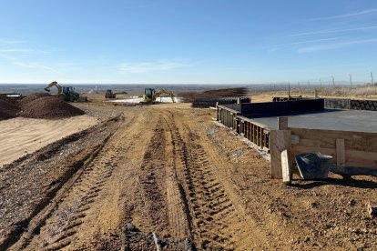 Obras de construcción del futuro Centro Arqueológico de la Ciudad de Lancia (León)