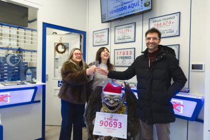 Celebración del tercer premio de la Lotería de Navidad en Palencia