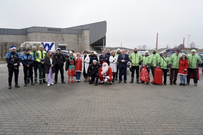 Visita de Papá Noel al Hospital de León