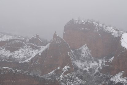 Temporal de nieve en el paraje natural de Las Médulas (León)