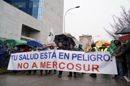 Tractorada en Valladolid en contra de Mercosur