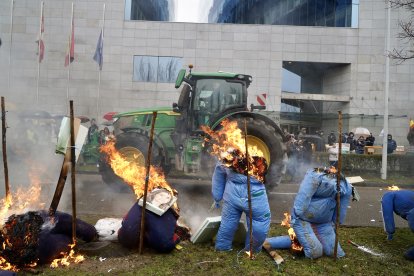 Tractorada en Valladolid en contra de Mercosur