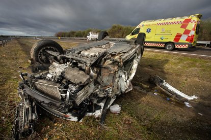 Coche accidentado en la A-62 de Salamanca