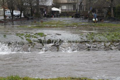 La localidad de Balboa (León), afectada por el temporal de lluvias