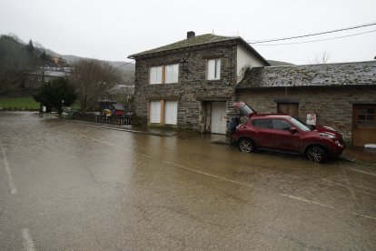 La localidad de Balboa (León), afectada por el temporal de lluvias