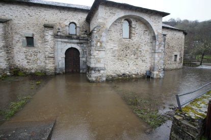 La localidad de Balboa (León), afectada por el temporal de lluvias