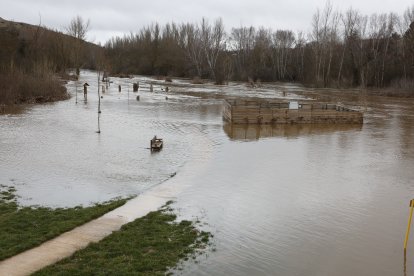 Crecida del rio Duero a su paso por Soria