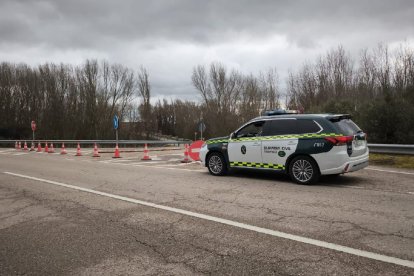 Corte de la circulación del Puente Romano de Quintanilla del Puente