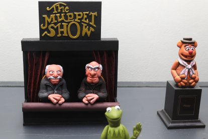 El Ateneo de Palencia acoge una exposición de miniaturas de la Asociación de Miniaturistas Asociados de Palencia