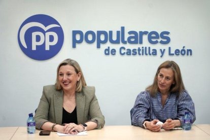 Isabel Blanco informa en rueda de prensa de la campaña electoral que desarrollará el PP ante los comicios del 15-M