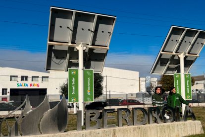 En el corazón de la red eléctrica de Castilla y León, dos mujeres dirigen equipos que garantizan que la energía llegue a miles de hogares cada día.