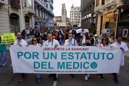 Manifestación de la Asociación Médicos Unidos por sus Derechos de León