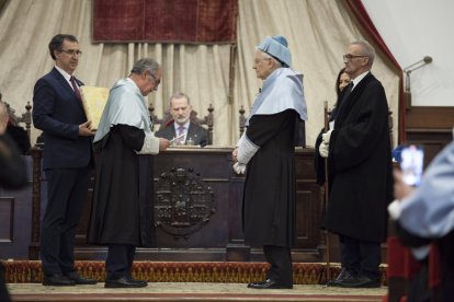 La Universidad de Salamanca nombra doctor 'honoris causa' al presidente italiano, Sergio Mattarella.