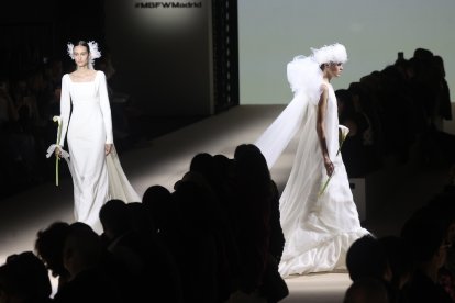 Desfile de la diseñadora salmantina, Fely Campo en la mercedes-Benz Fashion Week.
