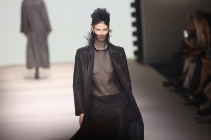 Desfile de la diseñadora salmantina, Fely Campo en la mercedes-Benz Fashion Week.