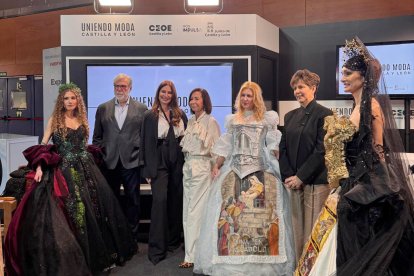 La Diputación de Valladolid y Rosana Largo promocionan el patrimonio de la provincia con Vestidos-Arte en la Mercedes Benz Fashion Week