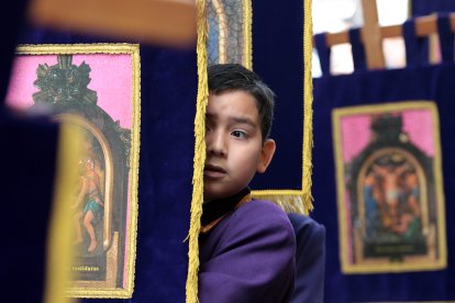 Primera procesión infantil de la Semana Santa de León organizada la Cofradía de la Agonía de Nuestro Señor