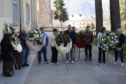 Homenaje del Ayuntamiento de Villablino (León), a los mineros fallecidos en el accidente de Cerredo (Asturias)