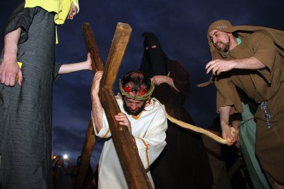 Representación del Viacrucis de Jiménez de Jamuz