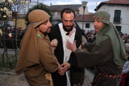 Representación del Viacrucis de Jiménez de Jamuz