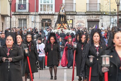 Procesión de la Soledad de la Virgen de la Semana Santa de Burgos.