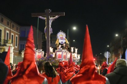 Vía Crucis de la Exaltación de la Cruz y Ntra. Sra. de los Dolores del Viernes Santo en Valladolid