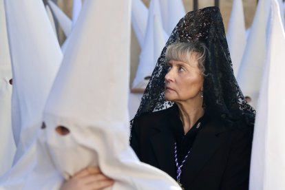 La Real Hermandad de Jesús Divino Obrero organiza la procesión del Encuentro de la Semana Santa de León