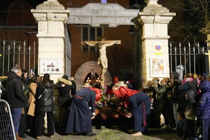 Vía Crucis de la Exaltación de la Cruz y Ntra. Sra. de los Dolores del Viernes Santo en Valladolid