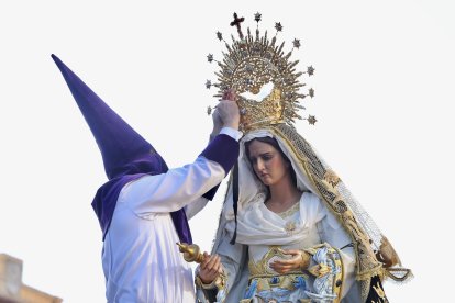 La Real Hermandad de Jesús Divino Obrero organiza la procesión del Encuentro de la Semana Santa de León