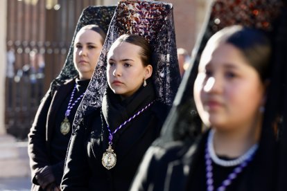 La Real Hermandad de Jesús Divino Obrero organiza la procesión del Encuentro de la Semana Santa de León