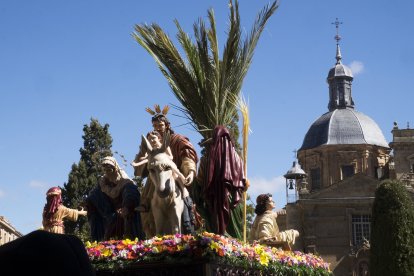 Procesión de Las Palmas del Domingo de Ramos en Salamanca