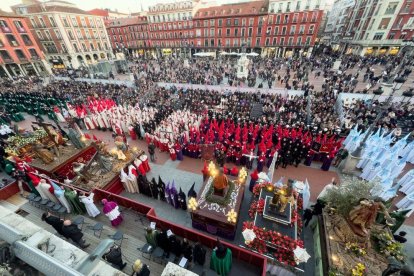 Procesión del Santísimo Rosario del Dolor del Lunes Santo en Valladolid