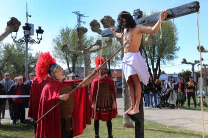 Viacrucis Viviente en Grijota, en Palencia, durante el Jueves Santo