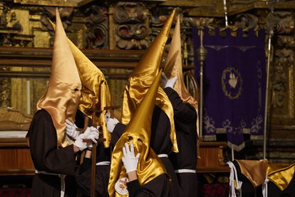 Procesión de la Santísima Virgen de los Dolores y Verónica de Villafranca del Bierzo