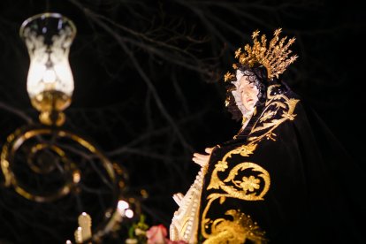 Procesión de la Cofradía de la Virgen de la Soledad en Soria