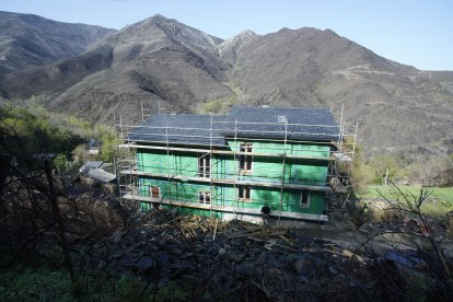 Reconstrucción del pueblo de Lusio (León), afectado por los incendios de agosto del año 2025