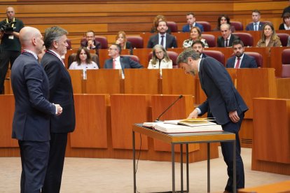 Un momento de la sesión constitutiva de las Cortes de Castilla y León.