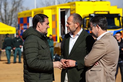 El consejero de Medio Ambiente, Vivienda y Ordenación del Territorio, Juan Carlos Suárez-Quiñones, en un simulacro de coordinación en Salamanca