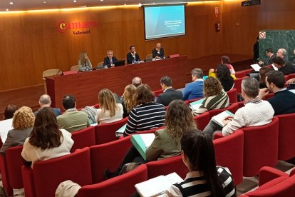 La Escuela de Negocios es referente en formación enfocada a las demandas del mercado.