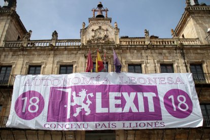 León acoge el V Camino a la Libertad organizado por Conceyu País Llionés y Xuntanza Llionesista