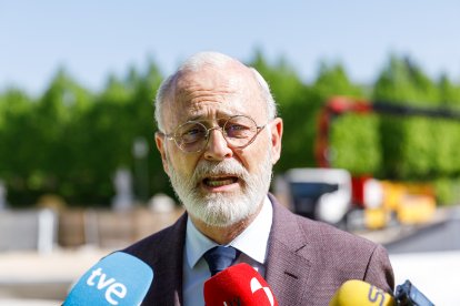 Luis Pérez de Prada, María Corzo y Nilo Fernández, visitan los diferentes proyectos que se ejecutan en el Real Sitio de San Ildefonso (Segovia)