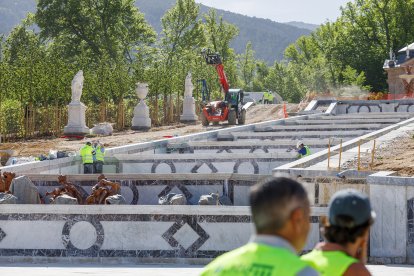 Luis Pérez de Prada, María Corzo y Nilo Fernández, visitan los diferentes proyectos que se ejecutan en el Real Sitio de San Ildefonso (Segovia)